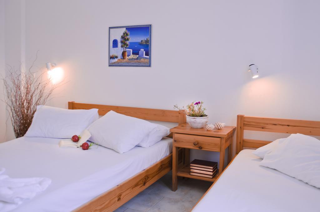 Helen'S Budget Accommodation Alikí Exteriér fotografie
